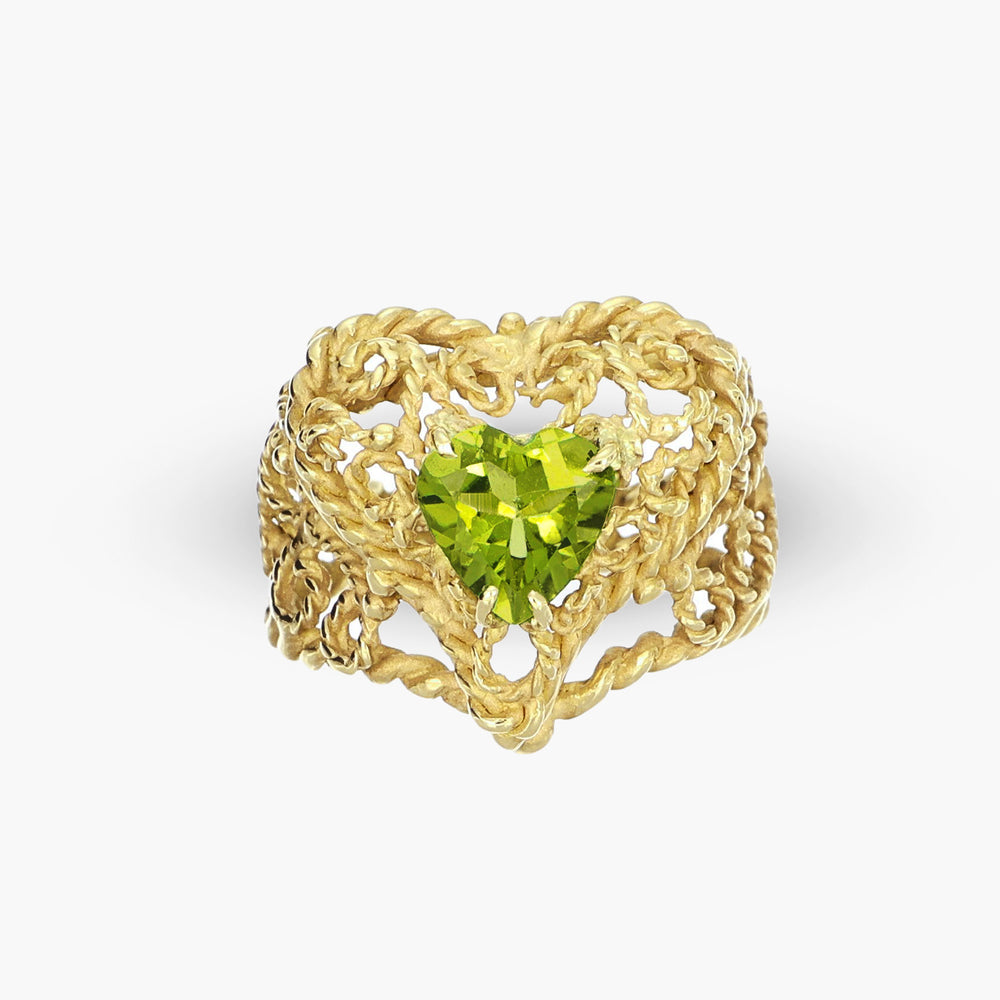 Massimo_Izzo_Jeweler_Anello_Cuore_con_peridoto_oro_giallo_18kt_fronte